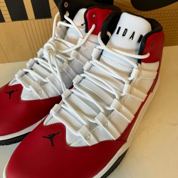 Final Sale!!! 🌺 NIKE 🌺  JORDAN MAX AURA 👟 - Picture 10 of 14